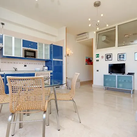 Apartment Lavinia *